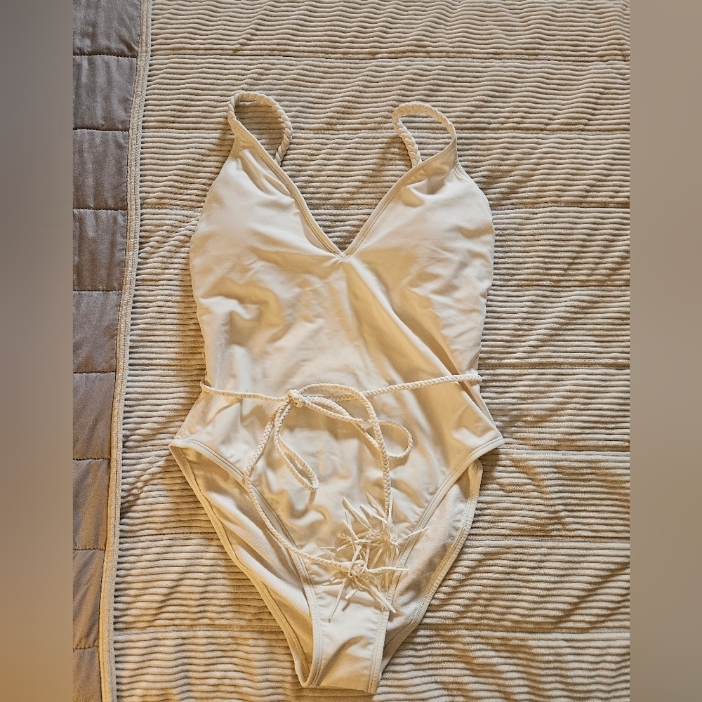 Shade & Shore Elegant Cream/white Women's One Piece Bathing Suit Size XL NWT